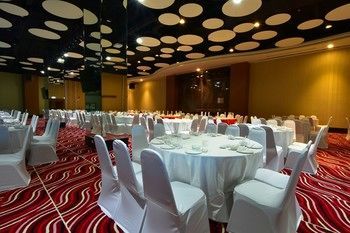 Siam Oriental Hotel 3*